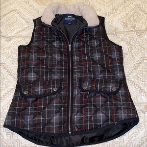 BRITISH KHAKI PLAID PUFFER VEST W FUR COLLAR